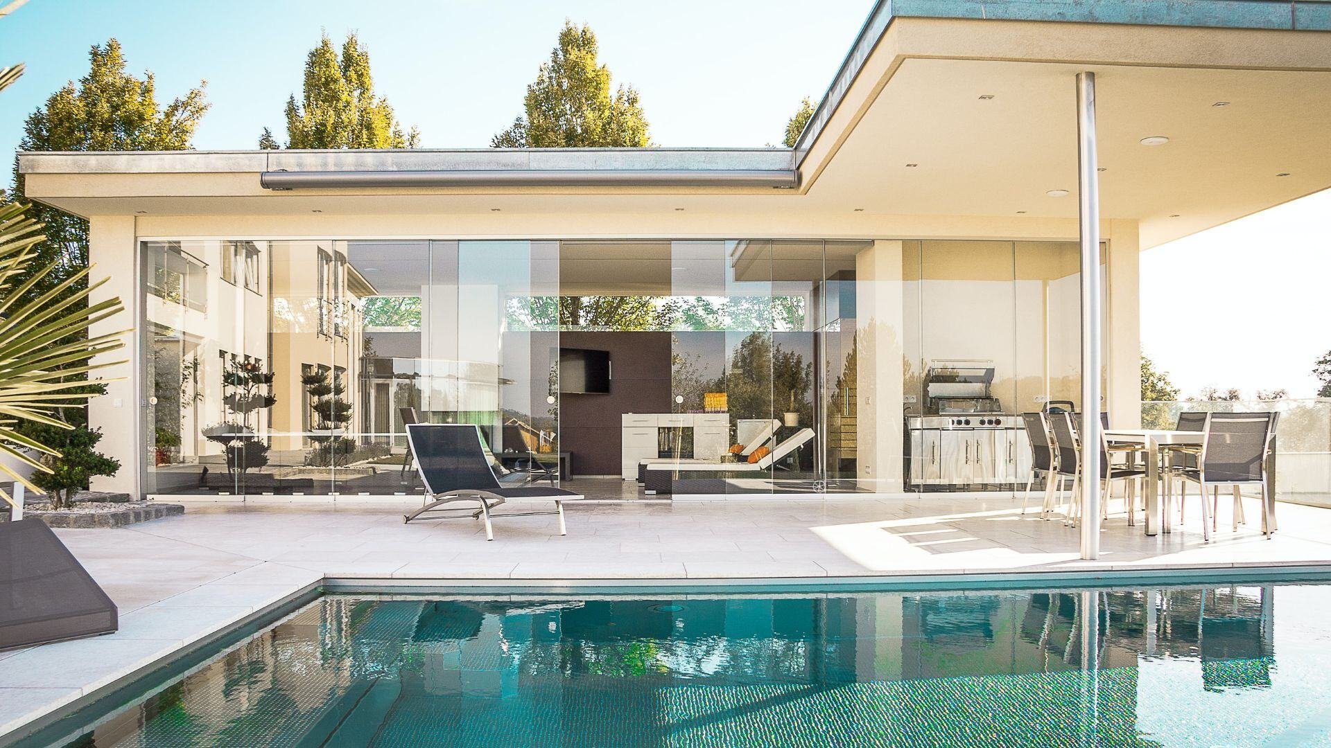 Building a shipping container pool